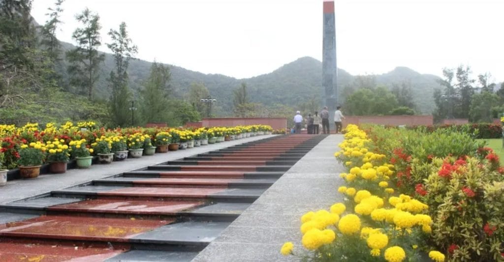 Đi lễ Côn Đảo nét đẹp văn hóa tâm linh
