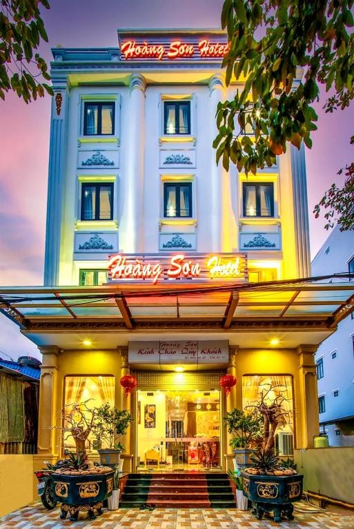 hoang-son-hotel-condao.jpg
