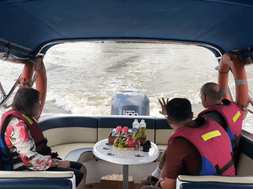 thue cano con dao di hòn bảy cạnh hòn cau