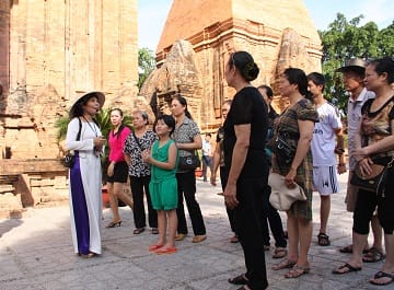 hướng dẫn viên tour Côn Đảo